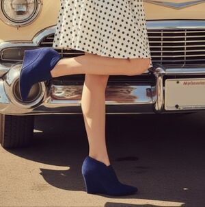 AQUATALIA Blue Suede Wedge Ankle Boots 6.5